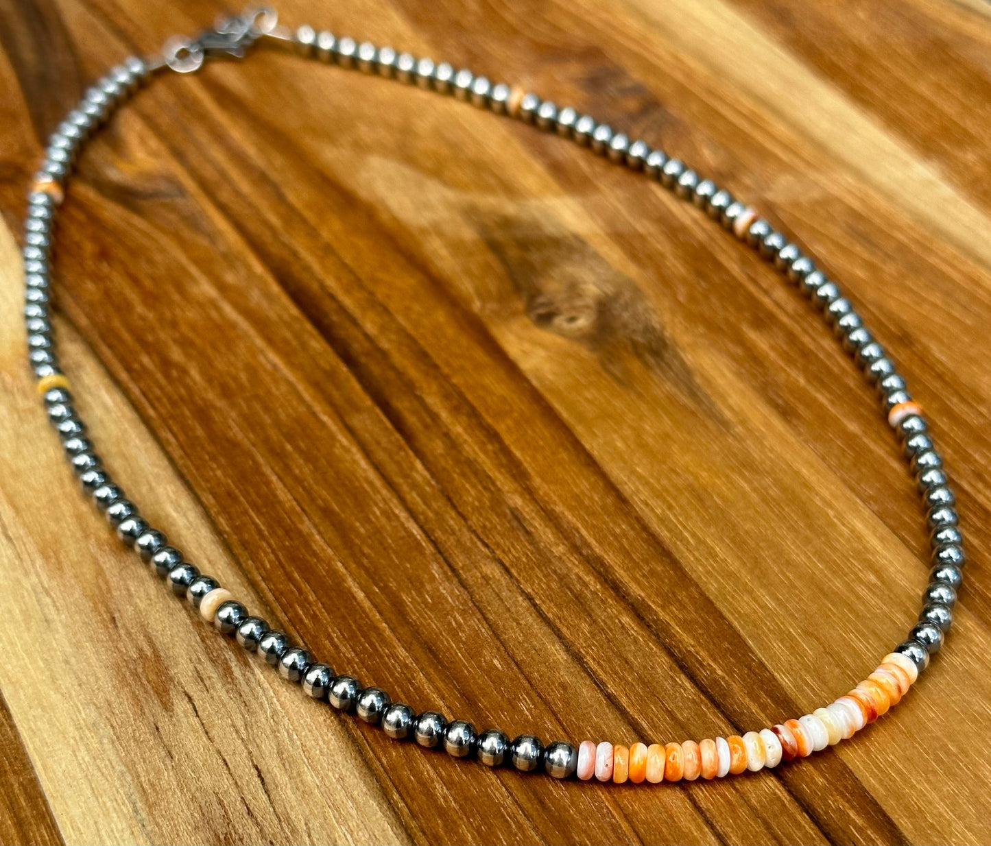 18 inch Navajo style Beads and Spiny Necklace