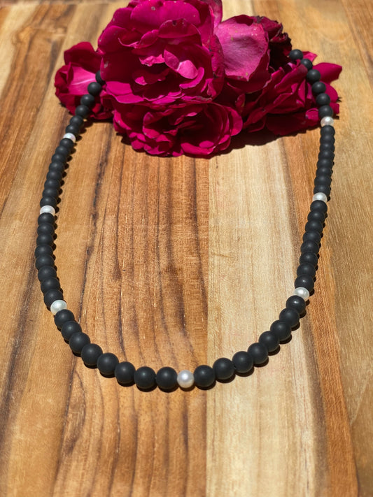 20" Matte Onyx and Freshwater Pearl Necklace