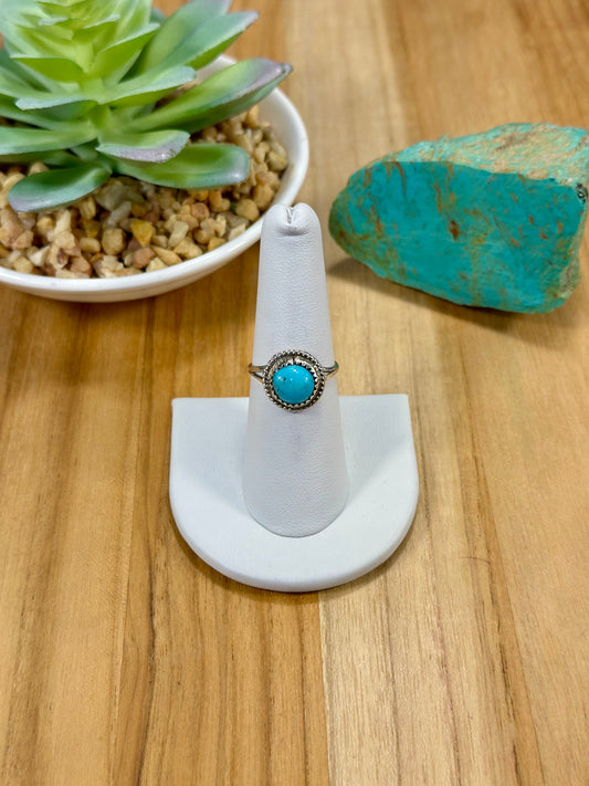 Kingman Turquoise Single Stone Sterling Silver Ring