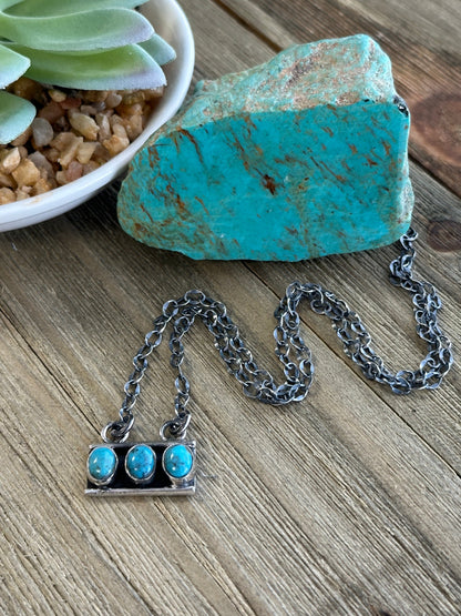 17" Turquoise Fixed Pendent Necklace (Blue)