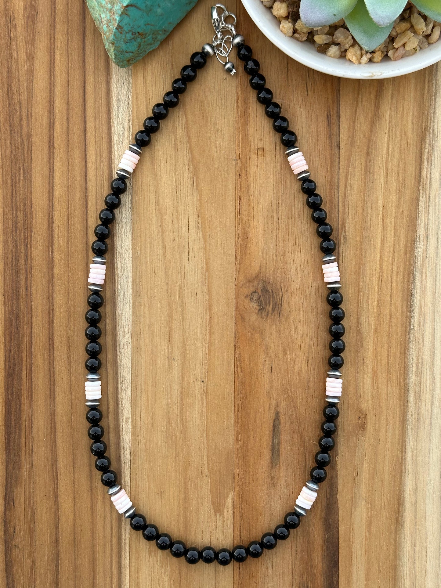 20" Black Onyx and Pink Conch Bead Necklace