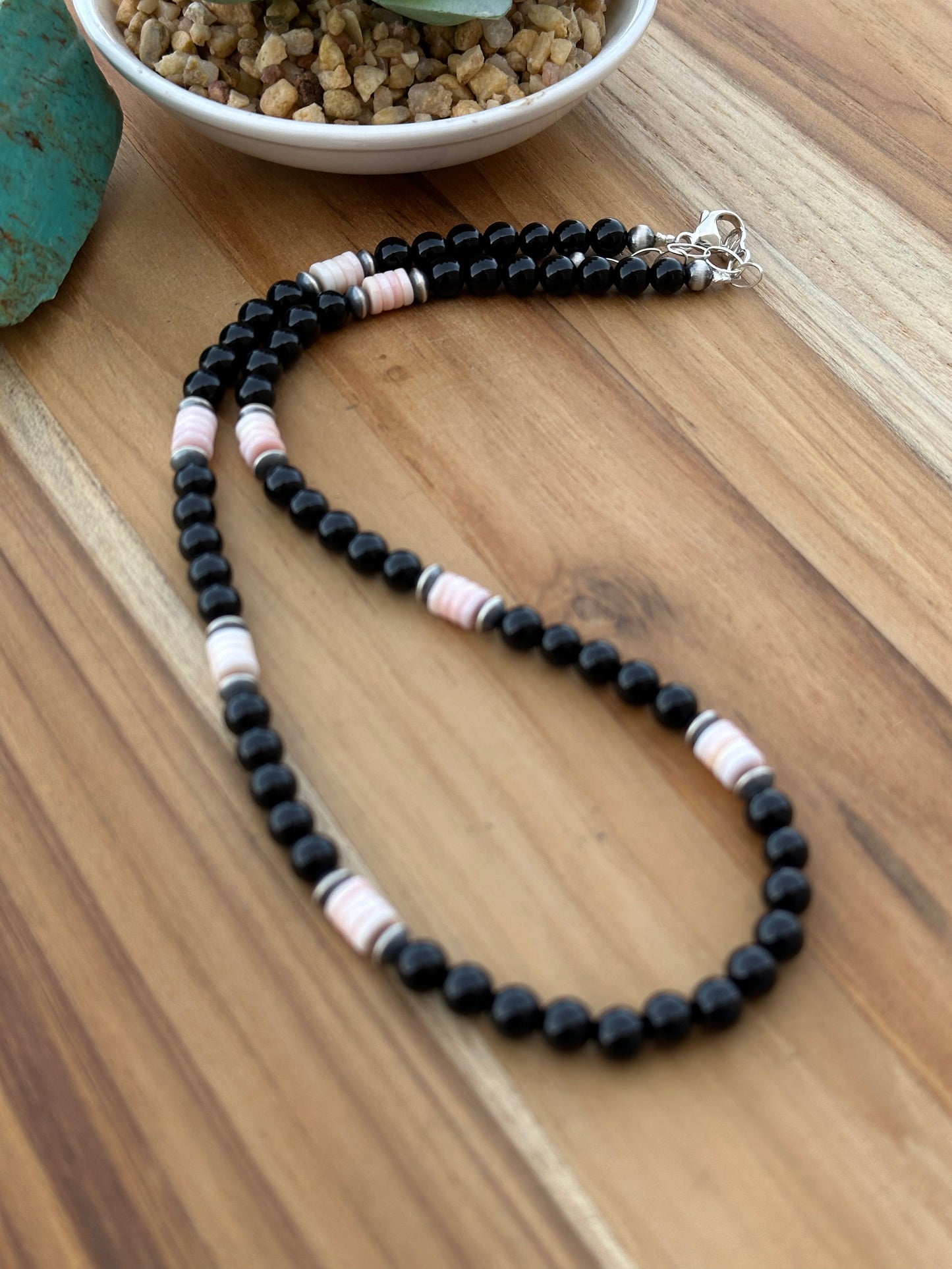 20" Black Onyx and Pink Conch Bead Necklace