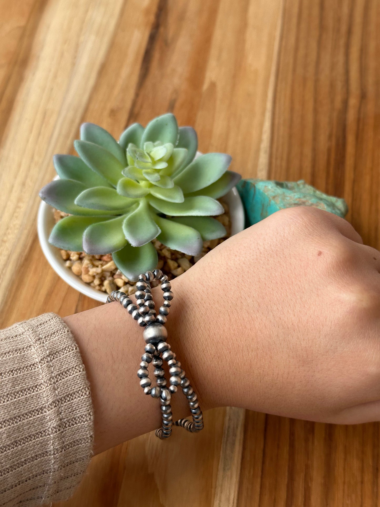 8" Double Strand Bow Bracelet