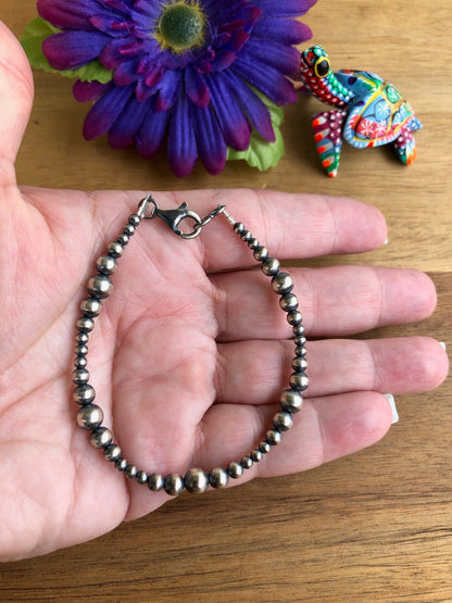 Variated "Navajo Style" Sterling Pearl Bracelet